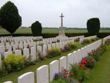 Anneux British Cemetery.jpg