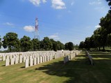 Brown's Copse Cemetery, Roeux.jpg