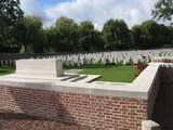Carnoy Military Cemetery 10.jpg