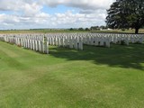Courcelette British Cemetery 8.jpg