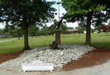 Hawthorne Memorial Park, Mount Vernon.jpg