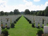 Hooge Crater Cemetery 6.jpg Hooge Crater Cemetery 6.jpg