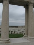 Pozieres British Cemetery 5.jpg Pozieres British Cemetery 5.jpg