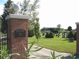 Riverview Cemetery, Wallaceburg.jpg