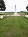 Rocquigby-Equancourt Road British Cemetery 7.jpg