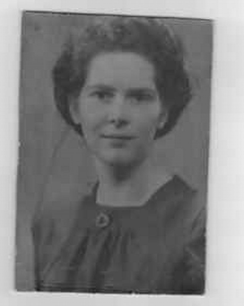 I14859 - Iris Louisa Plowman