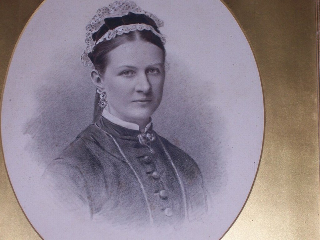 I4457 - Julia Maw, Nee Trentham